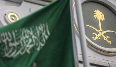 Suudi Arabistanlı prens hayatını kaybetti