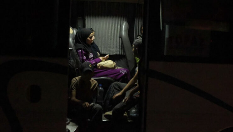 Süveyda’dan 200 kişi daha tahliye edildi