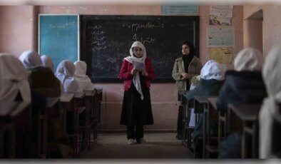 Taliban’dan sansür dalgası: 600’den fazla kitap yasaklandı