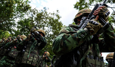 Tayland-Kamboçya sınırında çatışmalar sürüyor