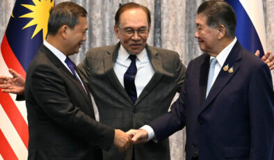 Tayland ve Kamboçya ateşkese vardı