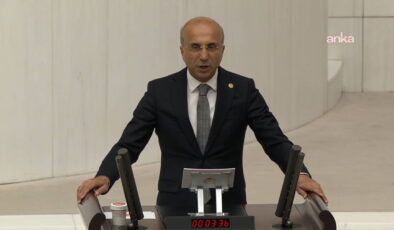 TBMM’de tansiyon yükseldi… CHP’li Aşkın Genç’ten ‘vakıflara vergi muafiyeti’ tepkisi: ‘KDV muafiyeti gerekiyorsa önce halkın mutfak alışverişine getirilsin!’