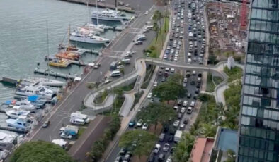 Tsunami uyarısının ardından Hawaii’de kaçış trafiği