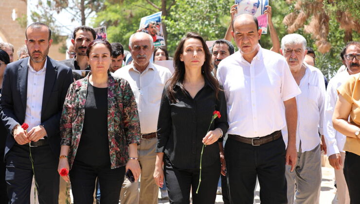 Tülay Hatimoğulları, Suruç Katliamı anmasında konuştu: ‘Barışın önünü açabilmek için gerçeklerle yüzleşmeliyiz, özür dilemeliyiz’