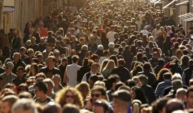 Türkiye nüfusu için çarpıcı veriler: 2100 yılında TÜİK’e göre 54 milyon, BM’ye göre 38 milyona düşebilir