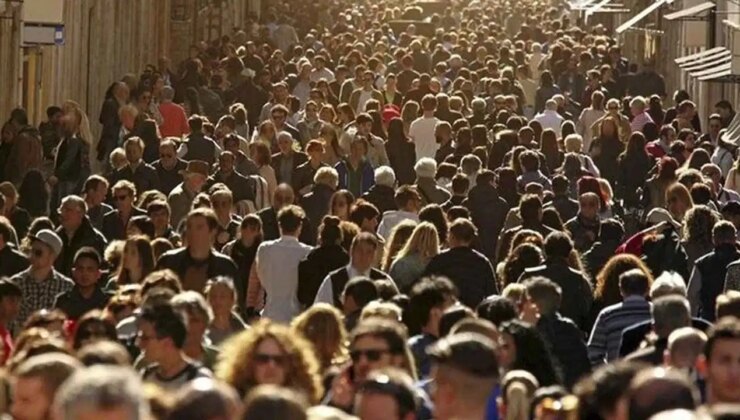 Türkiye nüfusu için çarpıcı veriler: 2100 yılında TÜİK’e göre 54 milyon, BM’ye göre 38 milyona düşebilir