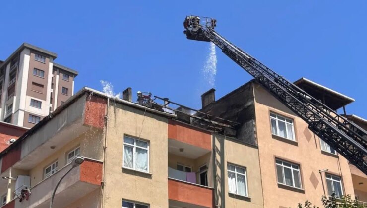 Ümraniye’de korkutan yangın: Alevler iki binaya sıçradı!