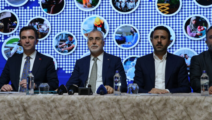 Vedat Işıkhan: Bürokratik engelleri azaltmak için var gücümüzle çalışıyoruz