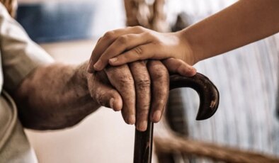 Yaşlanmayı geciktirecek ilaç yolda… İngiliz bilim insanları açıkladı!