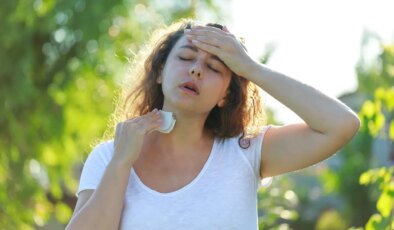 Yaz aylarında vücudunuzu serin tutarak dinç kalın: Sıcak havalarda sağlıklı kalmanın 7 etkili yolu