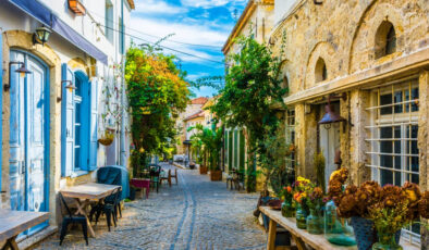 Yazın tatilcilerin favorisi: Alaçatı rehberi