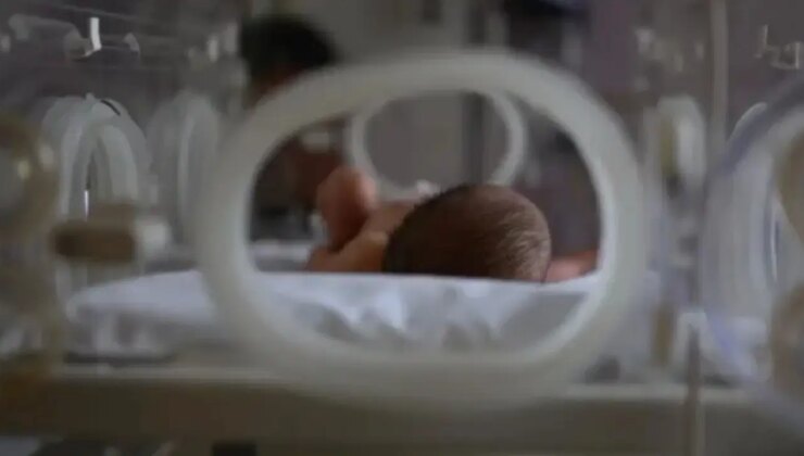 ‘Yenidoğan çetesi’ ile ilgili iddia:’Sağlıklı doğan bebeğimi engelli bıraktılar’