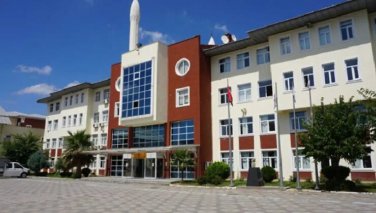 YKS’de dikkat çeken ‘başarı’: Kartal İmam Hatip’te ilk 10’da 6 birinci!