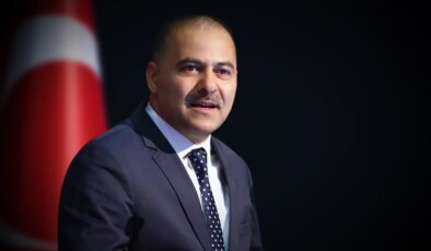 10 diplomalı Ömer Fatih Sayan’dan açıklama: ‘Alnım ak, başım dik, kimseye veremeyeceğim hesap, ispat edemeyeceğimiz bir şey yok’