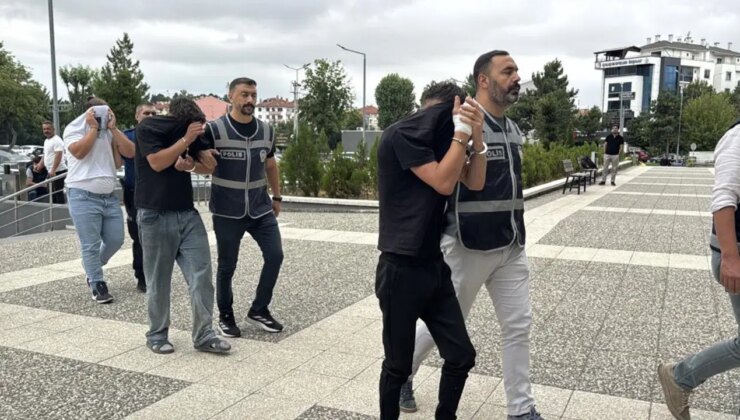 200 bin liralık alkol çaldılar: ‘Hepsini içtik’