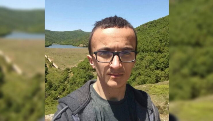 23 yaşındaki genç başı çekyatın altına sıkışmış halde ölü bulundu