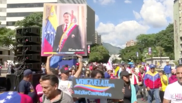 ABD yakalanması için ödül koydu: Venezuela’da Devlet Başkanı’na destek yürüyüşü