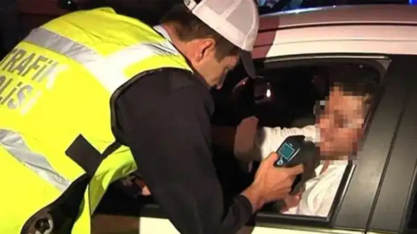 Ağız gargarası yüzünden alkollü çıktı: Avukat cezayı iptal ettirdi