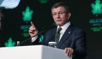 Ahmet Davutoğlu’ndan iktidara çağrı: ‘Türkiye Cumhuriyeti İsrail’e sınır göstermek zorunda’