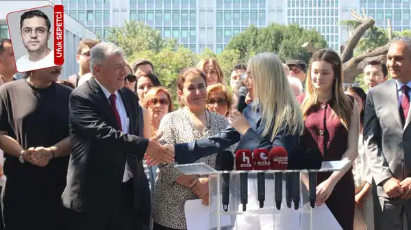 Aile Dayanışma Ağı Saraçhane’de 4. kez buluştu: Dilek İmamoğlu’ndan yazarımız Mustafa Balbay’a övgü