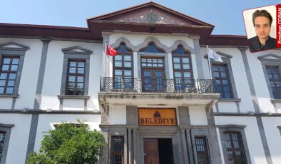 AKP’li belediyede memurların maaşı ödenmiyor: Bordroda tam, hesapta yok