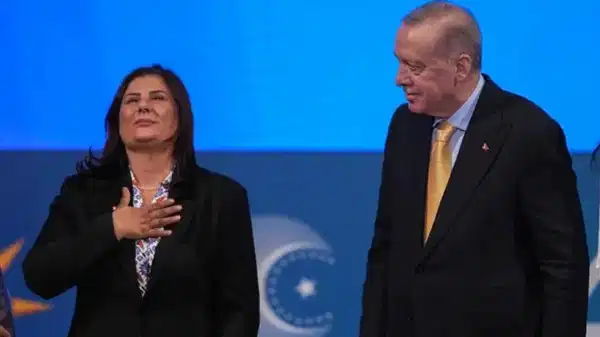 AKP’ye ‘topuklayan’ Özlem Çerçioğlu sessizliğini bozdu: ‘Zaten Cumhurbaşkanımıza uzak bir belediye başkanı değildim’