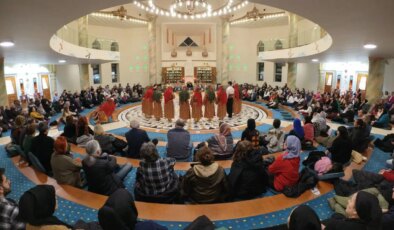 Aleviler, Saray’ın masasındaki ikinci açılıma tepki gösterdi, laikliğe işaret etti: Din sarmalına sokuluyor