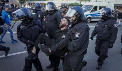 Alman polisinden Filistin’e destek eylemine sert müdahale