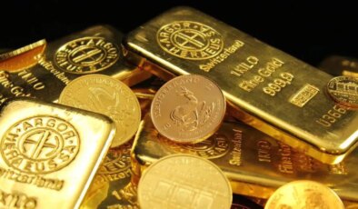 Altın yükselecek mi, düşecek mi? Yatırımcının gözü o kararda! Gram, çeyrek, Cumhuriyet altını bugün ne kadar oldu? 6 Ağustos 2025 Çarşamba altın fiyatları