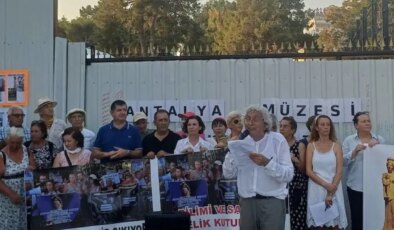 Antalya’da kültüre darbe vuruluyor: Arkeoloji Müzesi önünde yıkım tepkisi