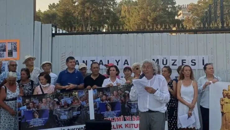 Antalya’da kültüre darbe vuruluyor: Arkeoloji Müzesi önünde yıkım tepkisi