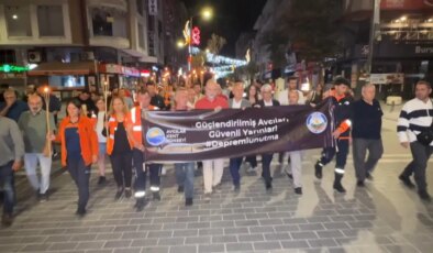 Avcılar’da 17 Ağustos Depremi’nde yaşamını yitirenler anıldı