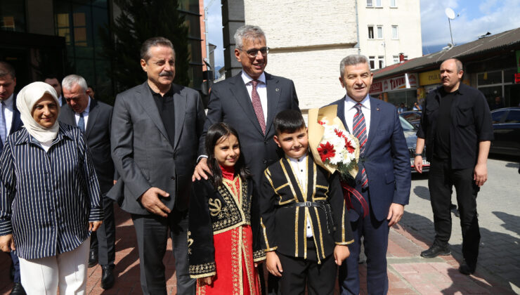 Bakan Memişoğlu’ndan Artvin’e 400 yataklı hastane müjdesi