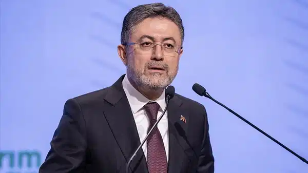 Bakan Yumaklı: Gelibolu yangını, büyük ölçüde kontrol altına alındı
