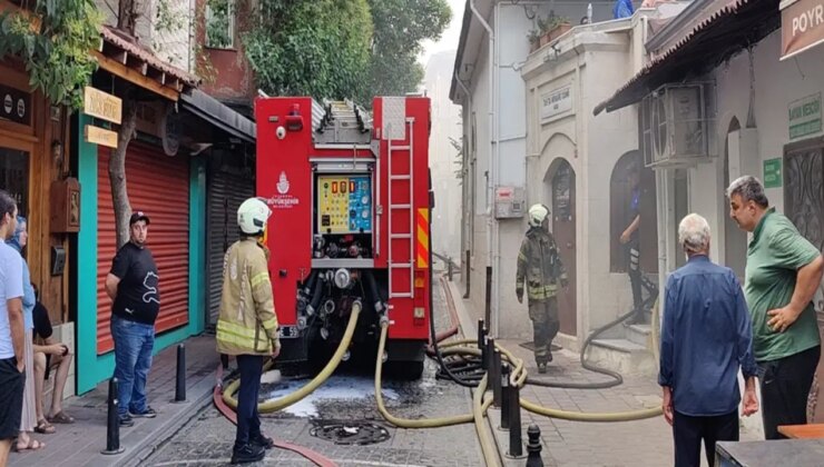 Balat’ta tarihi hamamda yangın!