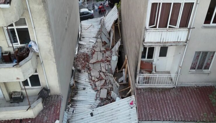 Balıkesir’de 6.1’lik deprem: Yıkılan binalar havadan görüntülendi