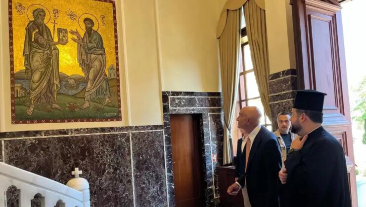 Barrack’ın ‘Ekümenik Patrik’ söylemi tepki çekti