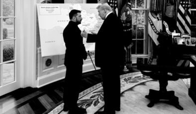 Beyaz Saray paylaştı: Ukrayna’nın işgal edilmiş haritası üzerinde kare