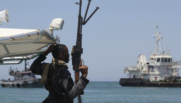 Boğazlarda korsan tehlikesi: 80 korsanlık ve silahlı soygun vakası