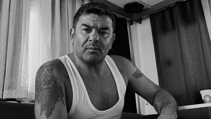 Bülent Şakrak doğum gününü küçük sevgilisiyle kutladı! Sosyal medyadan romantik pozlar paylaşıldı