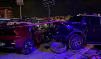 Bursa’da feci kaza: Abla ile kardeş hayatını kaybetti