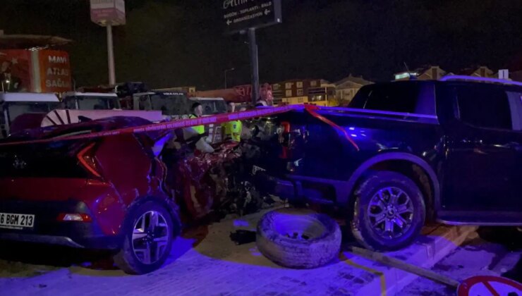 Bursa’da feci kaza: Abla ile kardeş hayatını kaybetti