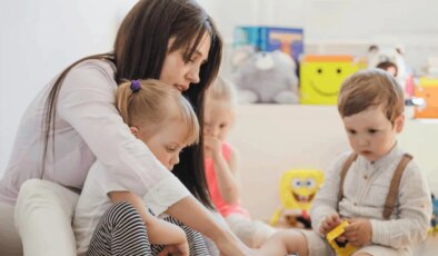 Büyükşehirlerde ‘bakıcı’ krizi… Fiyatlar pes dedirtti: Aileler kara kara düşünüyor!