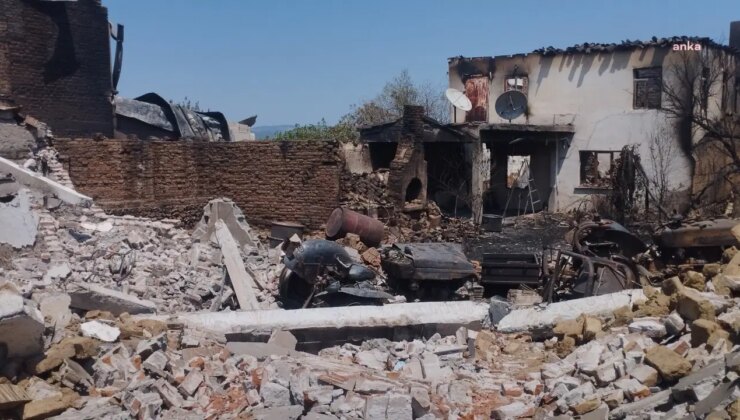 Çanakkale’de yangın söndü geriye kül olmuş evler kaldı… “Yangını köy halkı söndürdü. Hükümetten hiç kimse yoktu”