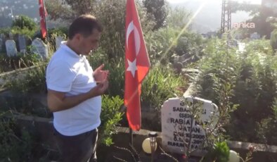 Cezaevinden çıkan Şaban Vatan, kızı Rabia Naz’ın kabrine gitti