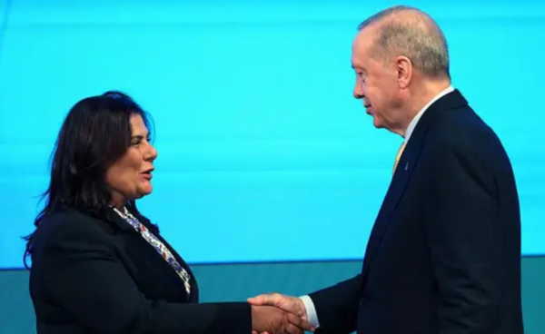 CHP’den AKP’ye geçmişti… CHP’li Tezcan açıkladı: Özlem Çerçioğlu’nun ‘İzmir’ hayali!