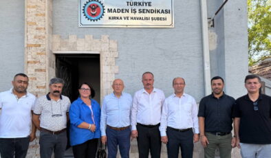 CHP’li Çakırözer’den grevleri yasaklanan ETİ Maden Kırka Bor işçilerine ziyaret