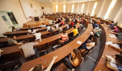 CHP’li Kış: ‘Gençler, istedikleri bölümü değil, geçinebilecekleri şehirlerdeki üniversiteleri tercih etmek zorunda kalıyor’