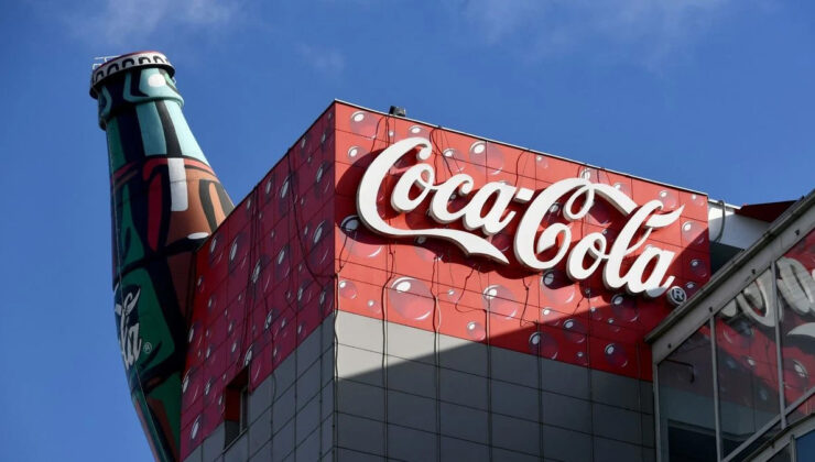 Coca-Cola’dan şaşırtan hamle: Türkiye’de yüzlerce şubesi olan kahve zincirini satıyor!