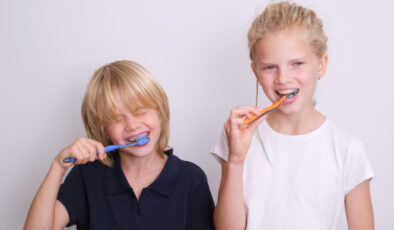 Çocuklarda ağız bakımı: Yaz aylarında tatlı tüketimi artışı dişlere tehdit